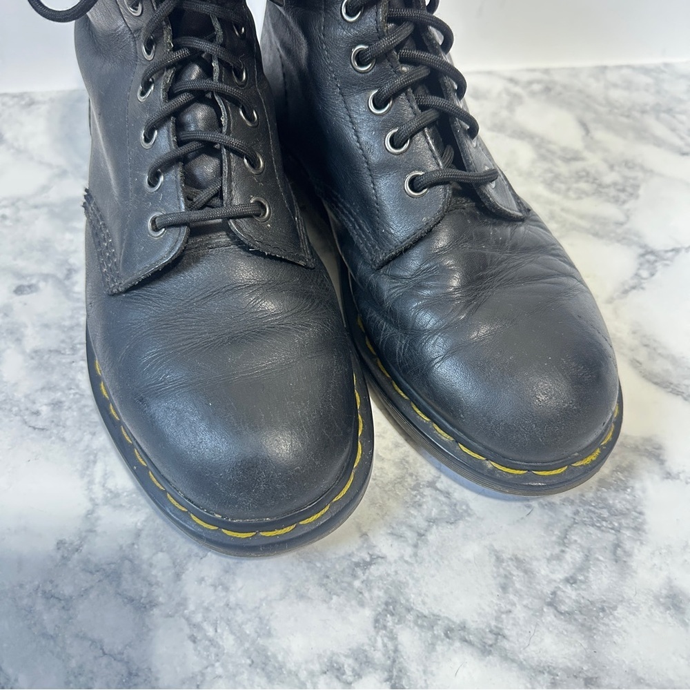 Dr. Martens 1460 black smooth leather lace up boots unisex men 8 women 9 - Picture 2 of 9